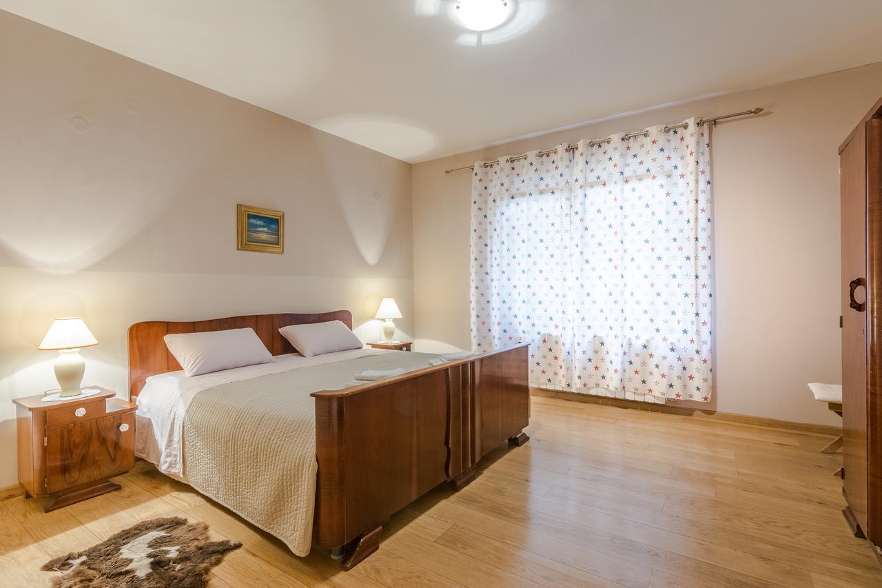 Apartment Jeger Povljana Esterno foto