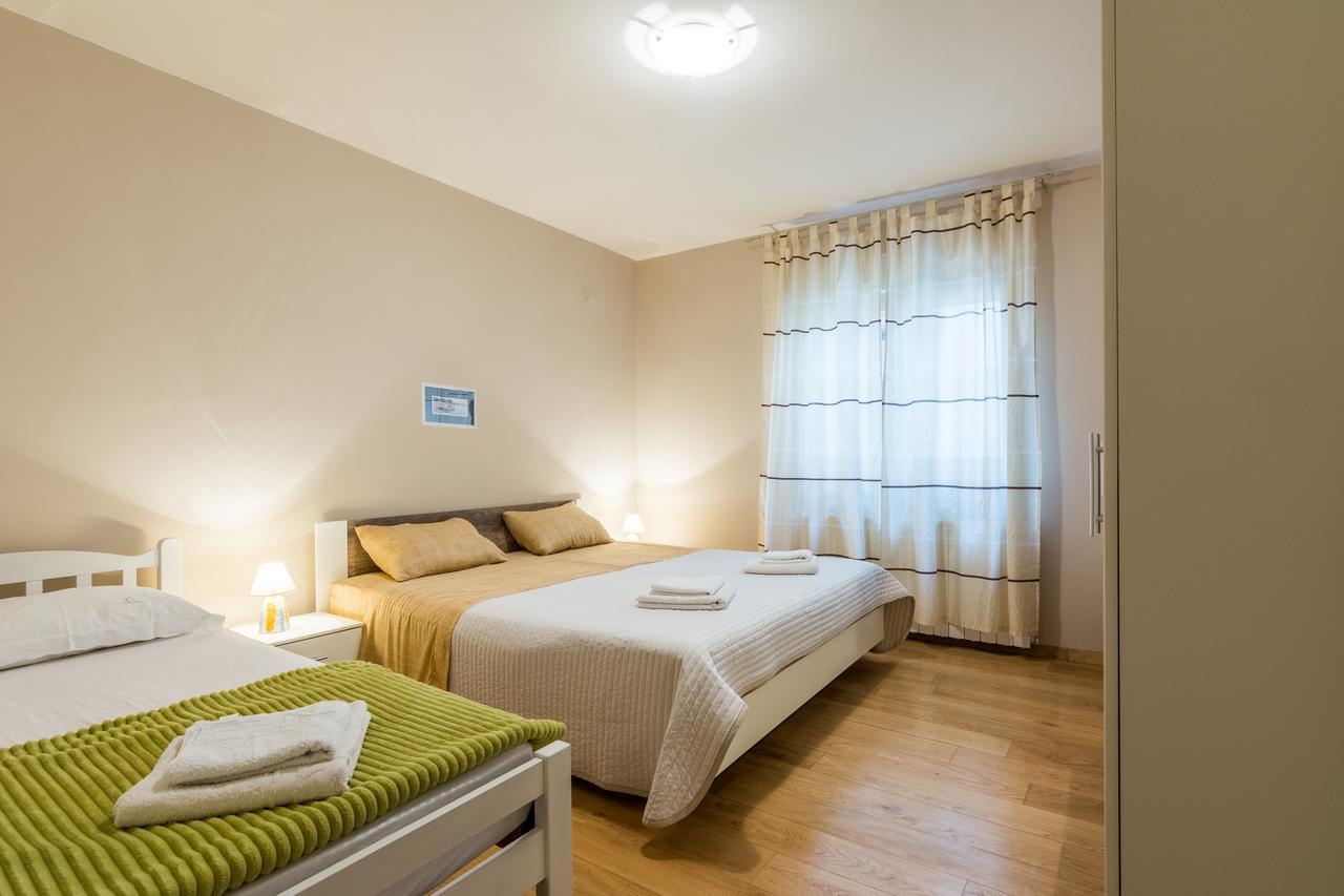 Apartment Jeger Povljana Esterno foto